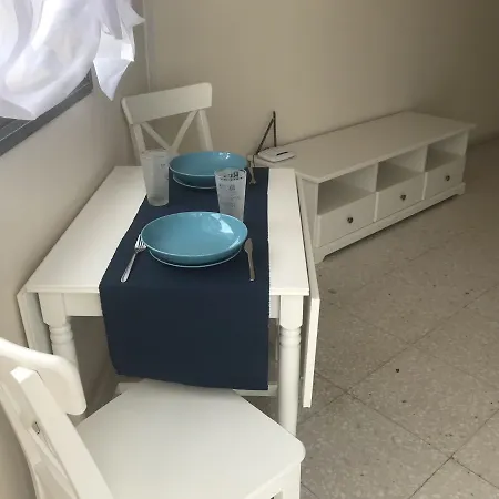 Modern In Near The Sea 아파트